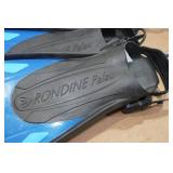 Cressi Adult Rondine Palau Fin Snorkel Set - Fin Size M/L Cressi Adult Rondine Palau Fin Snorkel Set - Fin Size M/L