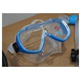 Cressi Adult Rondine Palau Fin Snorkel Set - Fin Size M/L Cressi Adult Rondine Palau Fin Snorkel Set - Fin Size M/L