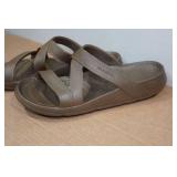 Nuusol Hailey Rubber Slides - Size 11 Nuusol Hailey Rubber Slides - Size 11