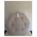 KIRKLAND SIGNATURE HEX PET BED KIRKLAND SIGNATURE HEX PET BED