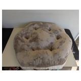 KIRKLAND SIGNATURE HEX PET BED KIRKLAND SIGNATURE HEX PET BED