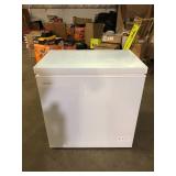 Vissani 7.0 cu. ft. Manual Defrost Chest Freezer with LED Light in White Garage Ready Damaged  Customer Returns See Pictures
