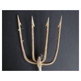 4 TINE FISHING SPEAR