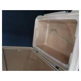 2 CAMBRO FOOD WARMER BOXS