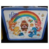 2 VINTAGE LUNCHBOXES AND 1 THERMOS.