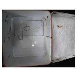 2 VINTAGE LUNCHBOXES AND 1 THERMOS.