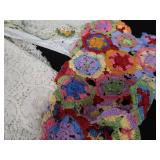 VINTAGE / ANTIQUE? DOILIES AND MORE