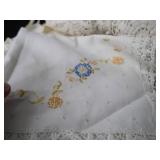 VINTAGE / ANTIQUE? DOILIES AND MORE