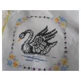 VINTAGE / ANTIQUE? DOILIES AND MORE