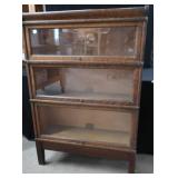 HIGHLY COLLECTIBLE ANTIQUE BARRISTERS BOOK CASE