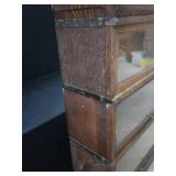 HIGHLY COLLECTIBLE ANTIQUE BARRISTERS BOOK CASE