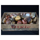 AGATES PLUS VINTAGE BOX
