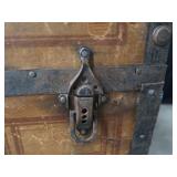 ANTIQUE DOME TOP / HUMP TOP TRUNK