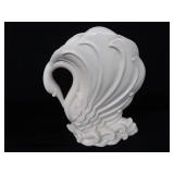 GORGEOUS VINTAGE SWANS