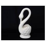 GORGEOUS VINTAGE SWANS