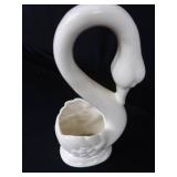 GORGEOUS VINTAGE SWANS