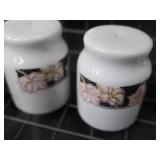 9 VINTAGE SALT AND PEPPER SHAKERS