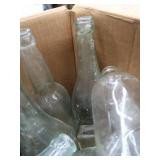 LARGE BOX OF ASSORTED ANTIQUE / VINTAGE BOTTLES.