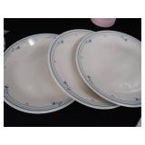 GORGEOUS VINTAGE GLASSWARE (FENTON)