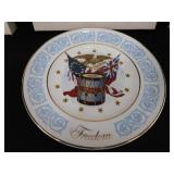 VINTAGE AVON PLATES PLUS