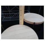 LOT OF SMALL METAL DISPLAY RACKS