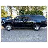 2007 GMC YUKON XL *All Wheel Drive* (NO RESERVE) 2007 GMC YUKON XL *All Wheel Drive* (NO RESERVE)