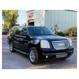 2007 GMC YUKON XL *All Wheel Drive* (NO RESERVE) 2007 GMC YUKON XL *All Wheel Drive* (NO RESERVE)