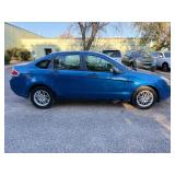 2010 FORD FOCUS SE (NO RESERVE) 2010 FORD FOCUS SE (NO RESERVE)