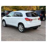 2013 MITSUBISHI OUTLANDER SPORT ES *All Wheel Drive* (NO RESERVE) 2013 MITSUBISHI OUTLANDER SPORT ES *All Wheel Drive* (NO RESERVE)