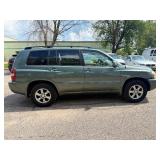 2004 TOYOTA HIGHLANDER *All Wheel Drive | 1 Owner* (NO RESERVE) 2004 TOYOTA HIGHLANDER *All Wheel Drive | 1 Owner* (NO RESERVE)