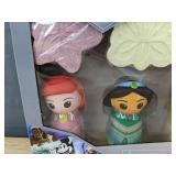 Disney Princess Bath Bomb and Body Wash Set with Body Wash Decanters & Charms - Brand New