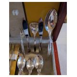 1847 Rogers Bros Flair Silverplate Flatware Set with Chest