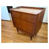 Mid-Century Modern 3-Drawer Wood Nightstand
