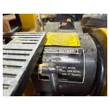 Central Machinery 1 in. x 30 in. Belt and 5 in. Disc Sander