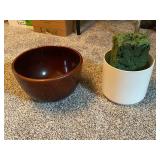 Set of 2 Decorative Bowls Floral Stoneware and Planter Pot