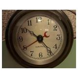 Vintage Harvard Electric Mantel Clock with Metal Base