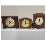 Collection of 3 Vintage Wood Mantle Clocks Raymond Telechron Seth Thomas