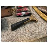 Vintage Straight Razors, Safety Razors, Leather Strops and Accessories Collection