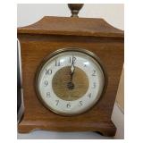 Set of 4 Vintage Seth Thomas and Westclox Wooden Mantel Clocks