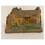 Vintage Homestead Cottage Mantel Clock by The Detweiller Clock Mfg. Co.