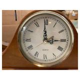 Set of 2 Mantel Clocks Windsor and Quartz Wood Case