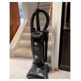Dirt Devil Featherlite Upright Vacuum Cleaner 12 Amp Model 085570