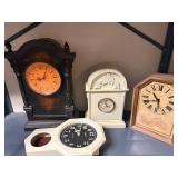 Collection of 4 Vintage and Decorative Mantel Clocks