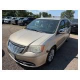 2013 Chrysler Town & Country Touring 2013 Chrysler Town & Country Touring