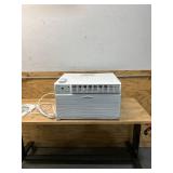 KEYSTONE 12,000 BTU 230V Through-the-Wall Air Conditioner with 10,600 BTU Supplemental Heat Capability (untested)