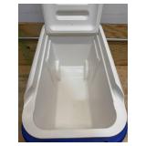 IGLOO Wheelie Cool Cooler Blue