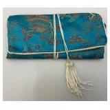 Misc. Antique And Vintage Items Including Oriental Items, Maple Syrup Bottles And More Misc. Antique And Vintage Items Including Oriental Items, Maple Syrup Bottles And More