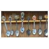 Vintage Collection Of Souvenir Spoons In Oak Display Case Vintage Collection Of Souvenir Spoons In Oak Display Case