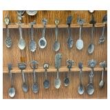 Vintage Collection Of Souvenir Spoons In Oak Display Case Vintage Collection Of Souvenir Spoons In Oak Display Case
