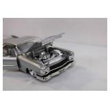 Die-Cast 1959 Cadillac Eldorado Biarritz Model Car Silver with Opening Doors and Hood Die-Cast 1959 Cadillac Eldorado Biarritz Model Car Silver with Opening Doors and Hood